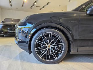Porsche Cayenne 2025 COUPE/NEW/PANORAMA/360cam-thumb-2