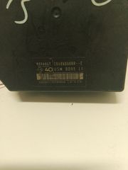 Πωλείται ασφαλειοθηκη από Renault Megane 10 με κωδικό 284B60008R