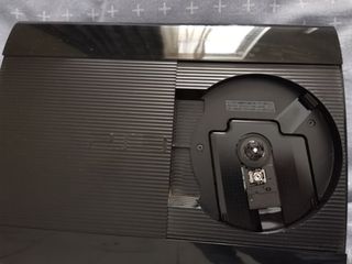 Sony PlayStation 3(PS3) 500GB Slim Edition σε καλή κατάσταση με τηλεχειριστήριο+25 παιχνίδια