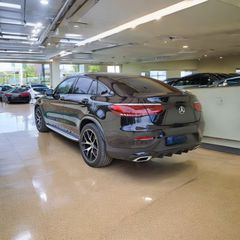 Mercedes-Benz GLC 400 2022 4MATIC 9G-TRONIC COUPE AMG-thumb-3