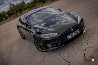 Tesla Model S 2020 Performance ludicrous+ 600kw-thumb-3