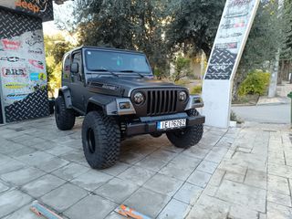 Jeep Wrangler 2005 HARD TOP - 6 SPEED