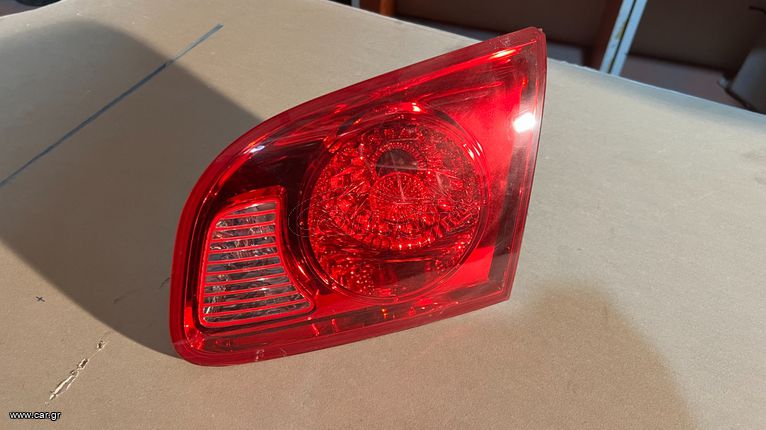 Φανάρι πίσω εσωτερικό δεξί Hyundai Santa Fe 2005-2009