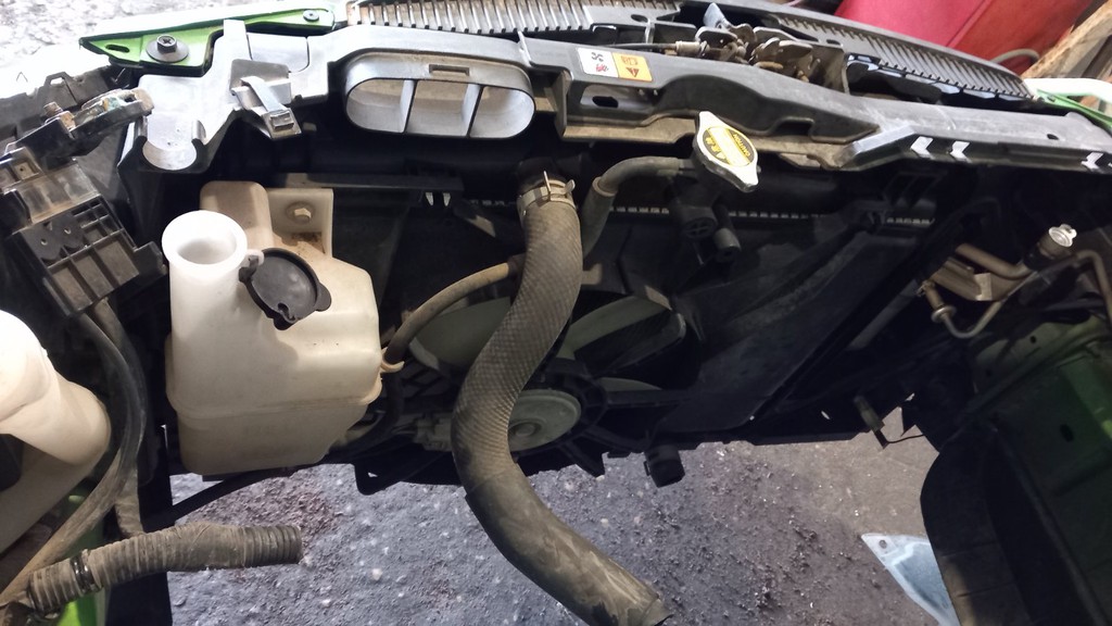Ψυγείο Νερού Mazda 2 '08 Προσφορά