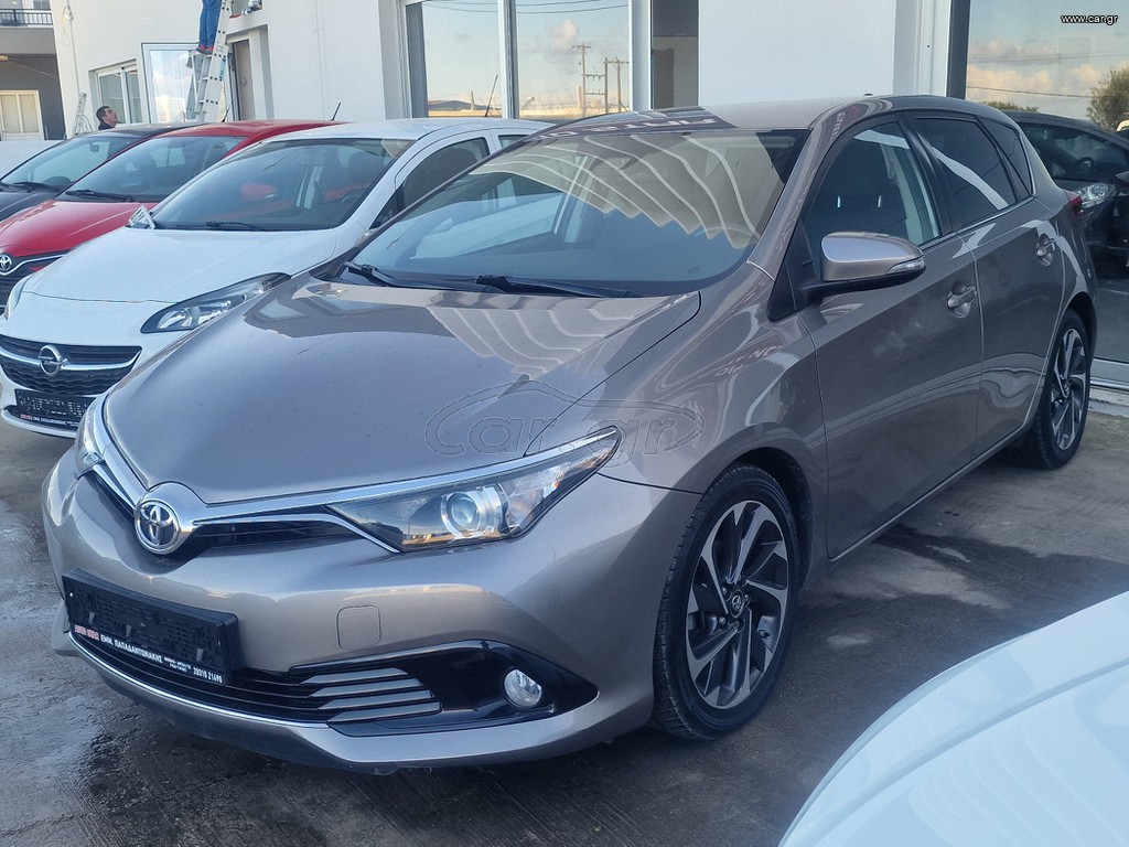 Toyota Auris '15 1.6D-4D FULL