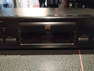 Compact CD Player JVC XL-V120BK