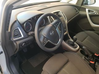 Opel Astra 2012 Edition-thumb-7