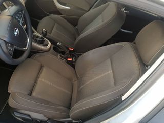 Opel Astra 2012 Edition-thumb-8
