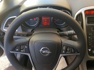 Opel Astra 2012 Edition-thumb-14