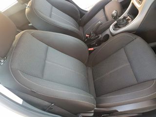 Opel Astra 2012 Edition-thumb-21