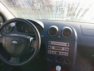 Ford fiesta 02-08  ταμπλό