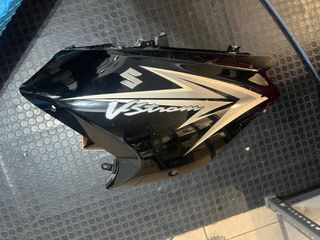 Suzuki V-storm 650 μούρη-μάσκα -προβολείς + βάσεις-κρύσταλλο+καθρέφτες  φαναριού + δεξί πλευρό μπροστά