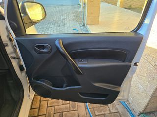 Renault Kangoo 2018 1.5 DCI maxi-thumb-10