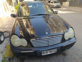 Mercedes-Benz C 320 2004 Compressor.