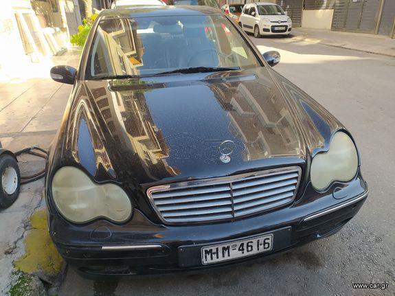 Mercedes-Benz C 320 2004 Compressor.
