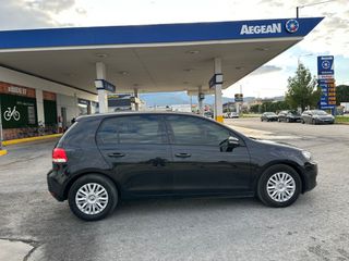 Volkswagen Golf 2012-thumb-12