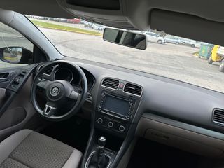 Volkswagen Golf 2012-thumb-25