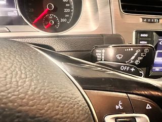 Volkswagen Golf 2015 TGI BLUEMOTION-thumb-5