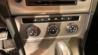 Volkswagen Golf 2015 TGI BLUEMOTION-thumb-13