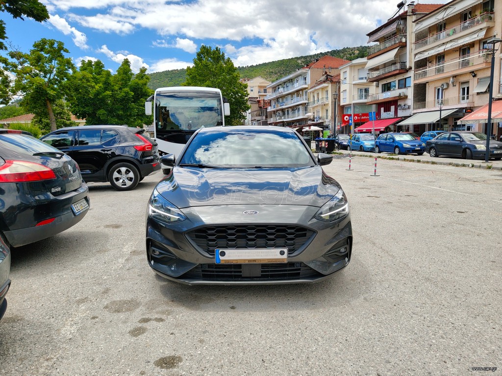 Ford Focus 2022 St line X