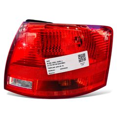 AUDI A4 AVANT (𝘚𝘵𝘢𝘵𝘪𝘰𝘯𝘞𝘢𝘨𝘰𝘯) μοντ. 05’-08’ (𝐁𝟕) ΠΙΣΩ ΔΕΞΙ ΦΑΝΑΡΙ εξωτερικό