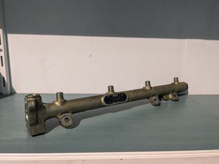 Γνήσια μεταχειρισμένη μπεκιέρα για Mercedes Sprinter 208-211-213-308-311-313-408-411-413. Vito (W638) 108-110-112