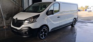 Κλούβα Renault 2018 TRAFIC H3