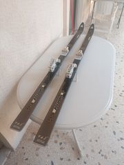 Πέδιλα σκί με δέστρες και μπατόν