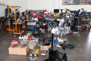 moter YX  150cc ksr kilindrokefali 2v 60mm me miza ..  vasis honda c50 glx50 z50 monkey dax chaly dy astrea 100 supra 100 MODIFYING GARAGE "since1993" TAKEGAWAGR - 4miniracingparts,gr