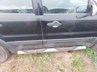 Σκαλοπατια Ford Maverick 2002