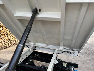 Ανατροπή Mitsubishi 2018 FUSO 3C15-thumb-32
