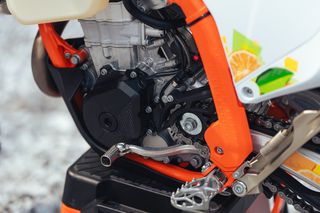KTM 300 EXC 2026 KTM EXC 300 TBI SIXDAYS-thumb-2