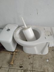 ΘΕΣΣΑΛΟΝΙΚΗ ΠΩΛΕΙΤΑΙ ΣΕΤ ΚΑΖΑΝΑΚΙ ΚΑΙ ΛΕΚΑΝΙ ΜΠΑΝΙΟΥ