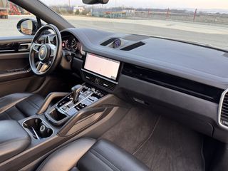 Porsche Cayenne 2020 HYBRID COUPE SPORT-thumb-24
