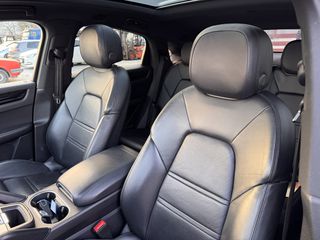 Porsche Cayenne 2020 HYBRID COUPE SPORT-thumb-27