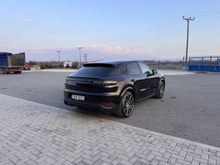 Porsche Cayenne 2020 HYBRID COUPE SPORT-thumb-4