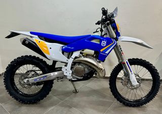 Husqvarna TE 300 2025 HERITAGE