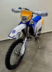 Husqvarna TE 300 2025 HERITAGE-thumb-5