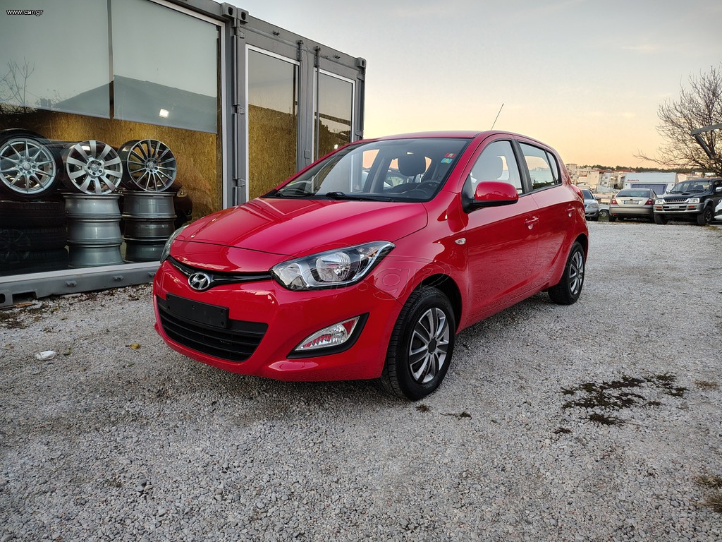 Hyundai i 20 '13