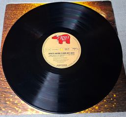 Bee Gees – Spirits Having Flown  LP-thumb-5