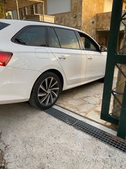 Skoda Octavia 2021-thumb-3