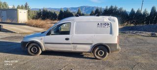 Opel Combo 2002-thumb-2