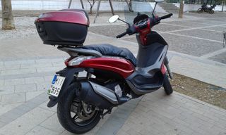Piaggio Beverly 350 2012-thumb-2