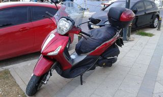 Piaggio Beverly 350 2012-thumb-1