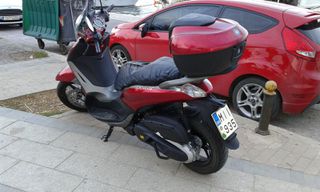 Piaggio Beverly 350 2012-thumb-6