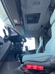 Volvo 2002 FH12 420-thumb-5