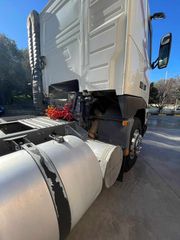 Volvo 2002 FH12 420-thumb-11