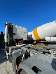 Volvo 2002 FH12 420-thumb-15