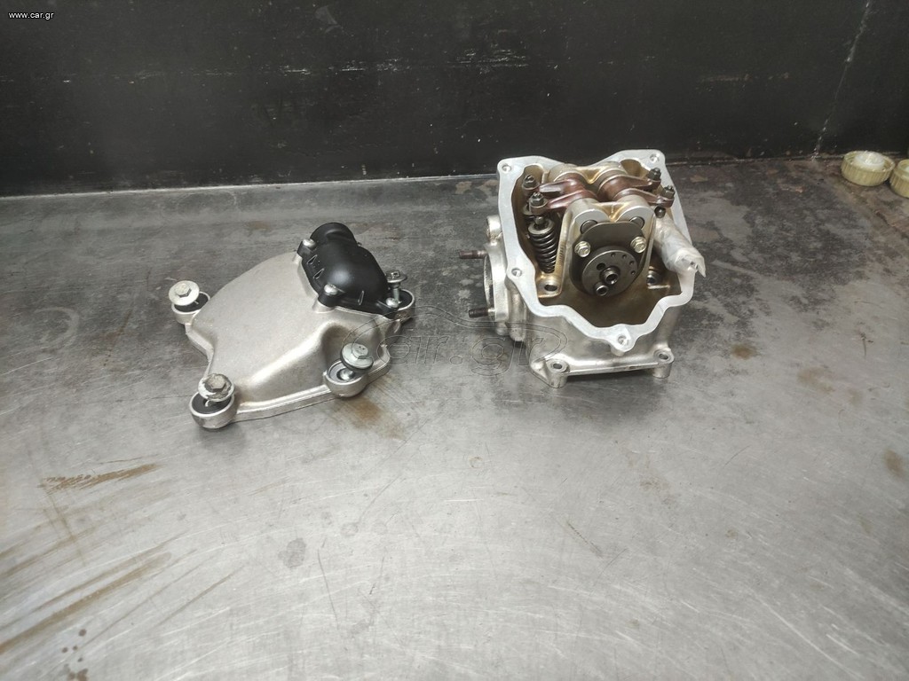 ΚΕΦΑΛΗ & ΚΑΠΑΚΙ PIAGGIO BEVERLY 250 (ΛΕΙΠΟΥΝ ΒΑΛΒΙΔΕΣ ΕΙΣΑΓΩΓΗΣ)