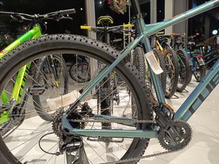 All - Mountain Cube 2023 AIM PRO-thumb-3
